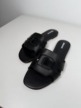 Pantoletten | Lola Cruz