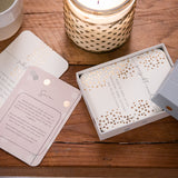 Das Glücksperiment Set | Buch + Kartenset