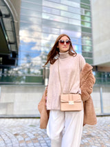 Maria satinski, Seidenfelt