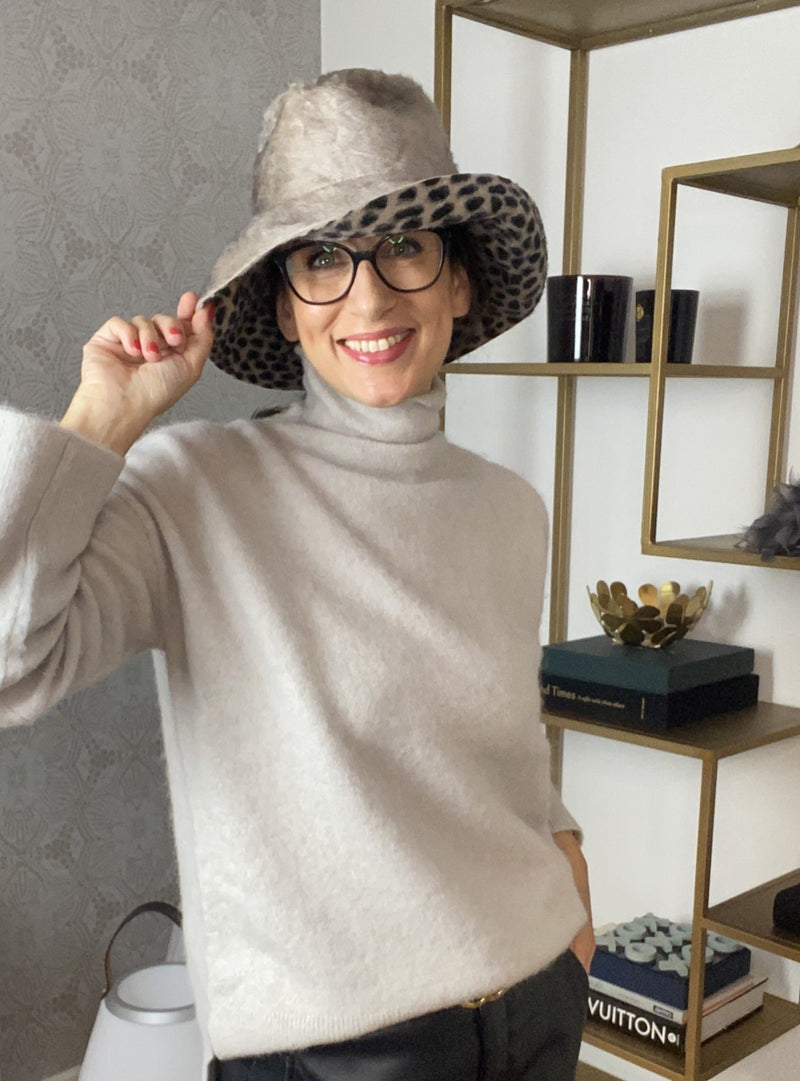 KAPRUN Hut Dirty Grey Leo | Ellen Paulssen