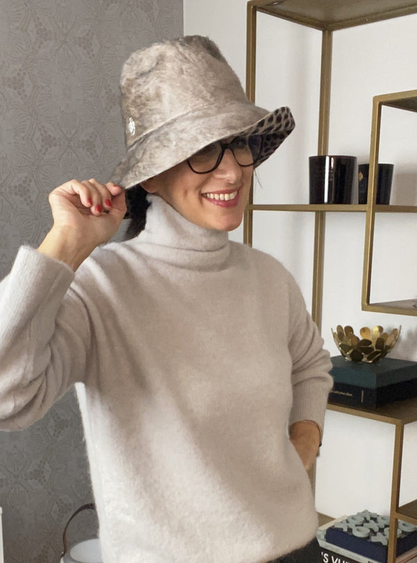 KAPRUN Hut Dirty Grey Leo | Ellen Paulssen